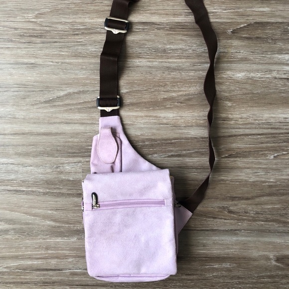ergonomic crossbody bag